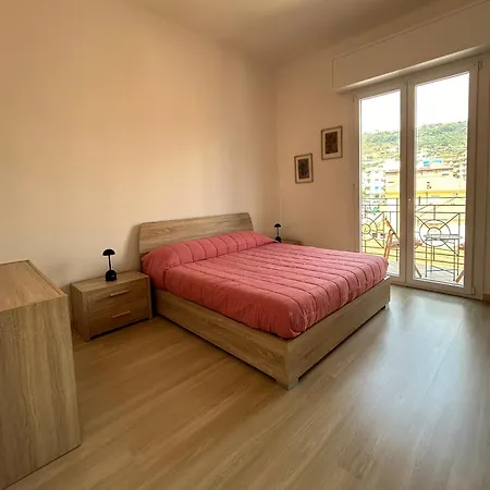 Appartamento Trilocale Centro Arma Di Taggia Buitenkant foto